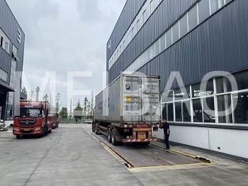 Delivery of complete detergent powder production equipment